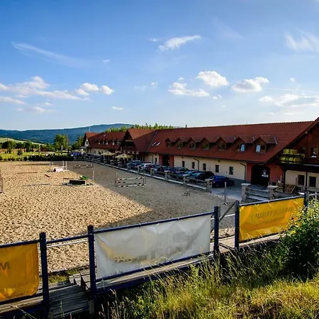 Hotel Farma Vysoka 3*